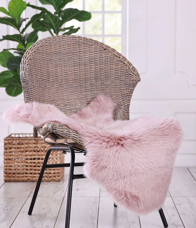 New Zealand Wool Sheepskin Rug ~ Blush