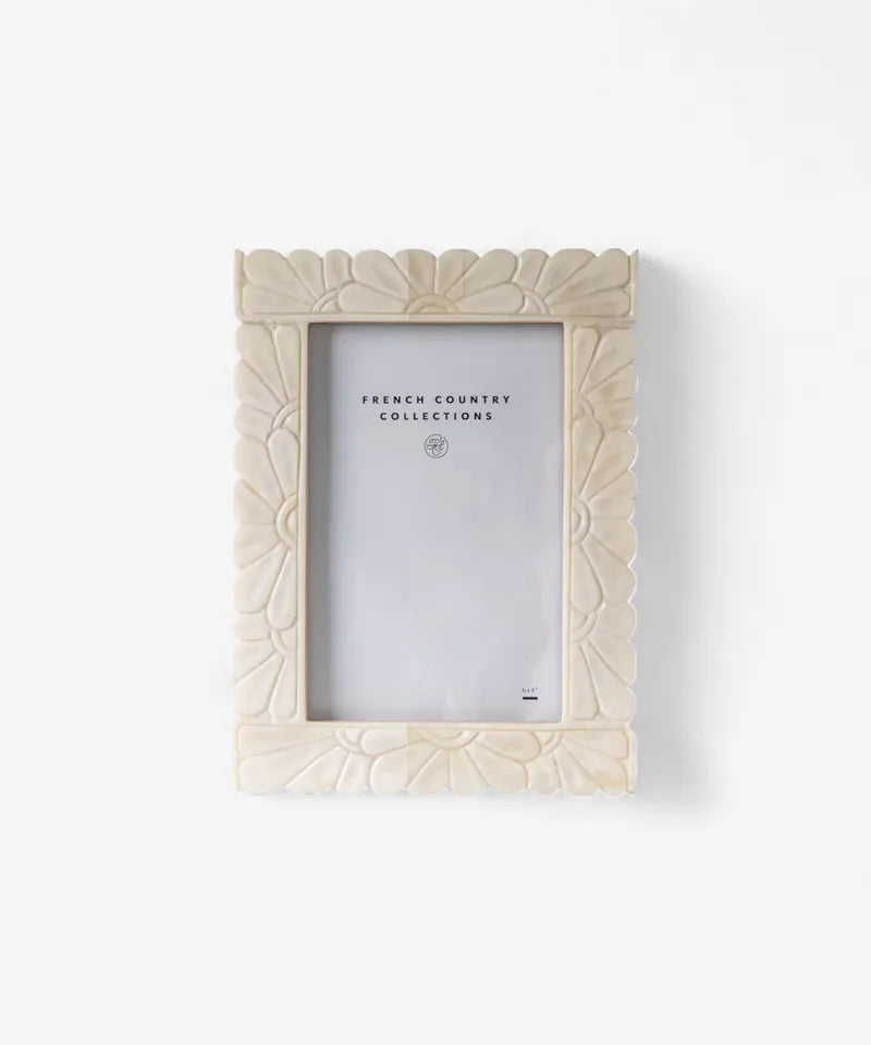 Aria Carved Photo Frame 4x6"