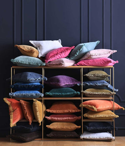 Sabel Cushion ~ Tulip