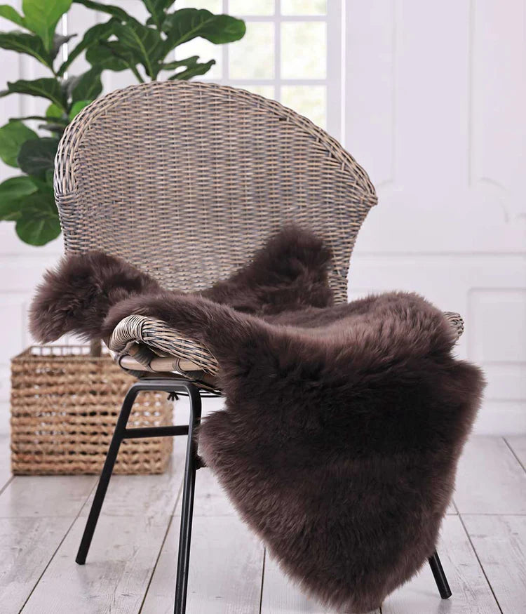 New Zealand Wool Sheepskin Rug ~ Chocolate