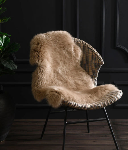 New Zealand Wool Sheepskin Rug ~ Taupe