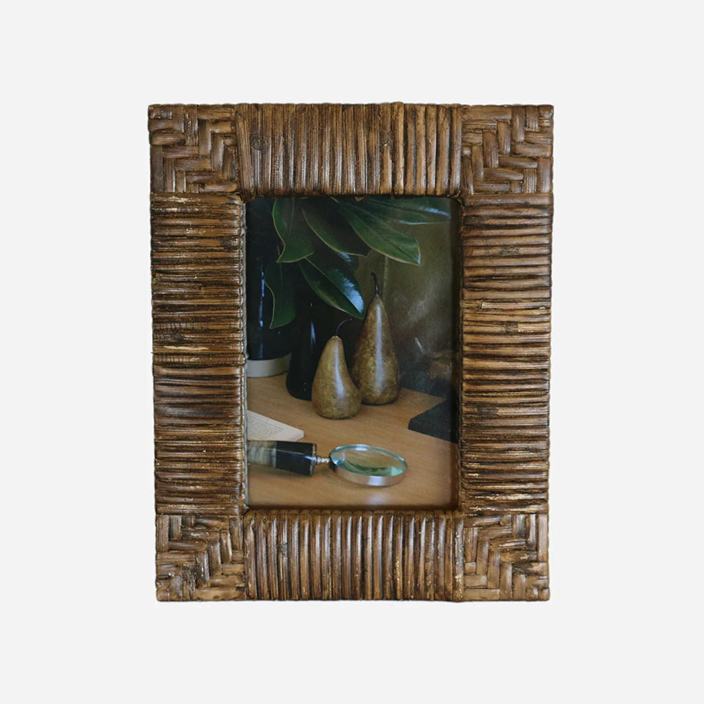 Woven Photo Frame in Walnut 4 x 6